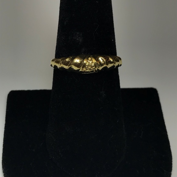 Jewelry - Fashion Ring